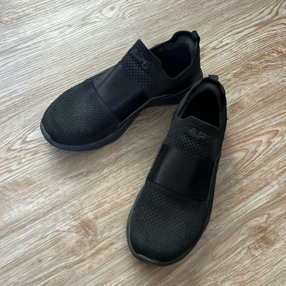 APL techloom bliss knit running shoe